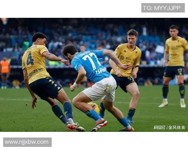 西甲激战：那不勒斯与巴萨战成平局补时争议进球引发全场轰动